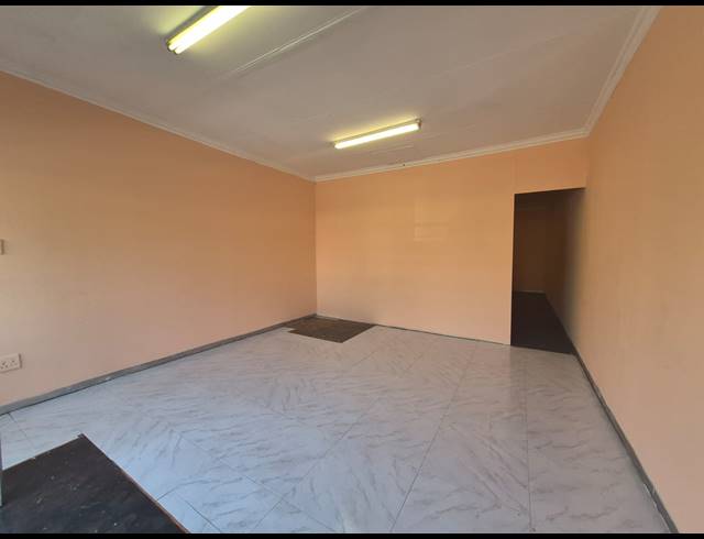 60M² RETAIL TO LET IN KRUGERSDORP CENTRAL